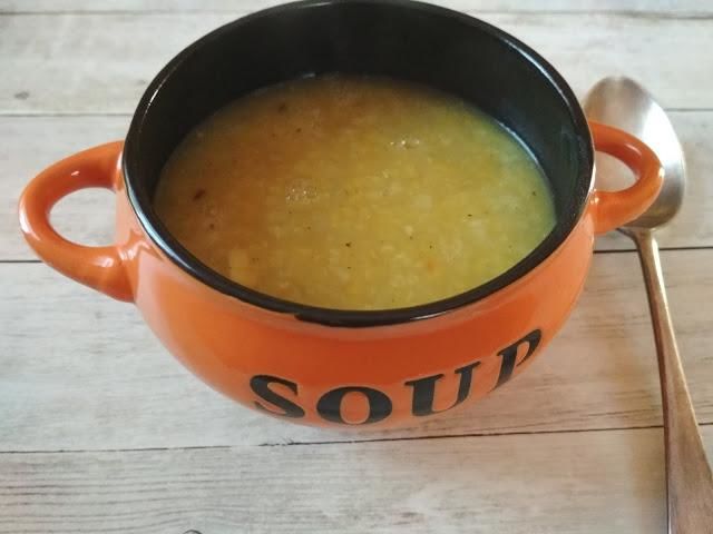 Zupa z czerwonej soczewicy