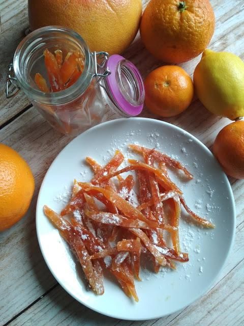 Kandyzowana skórka pomarańczy